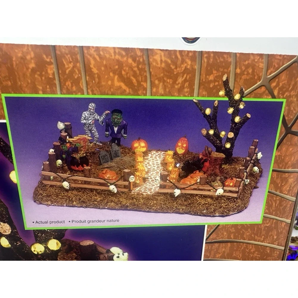 Lemax Spooky Town 
